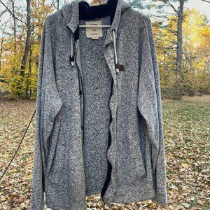 Vans Zip-Up Sweater – Classic Style & Comfort